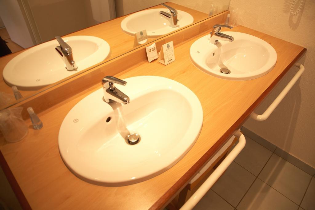 Hotel Kerloc'H Gwen Quimper Combrit Esterno foto
